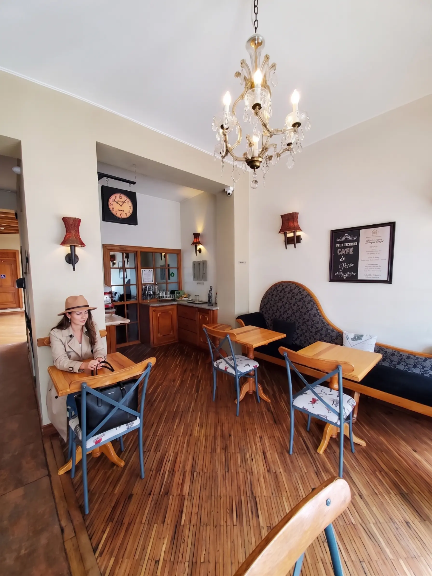 Café Elegante